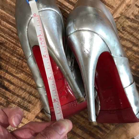 😍Christian Louboutin booties - Picture 8 of 8